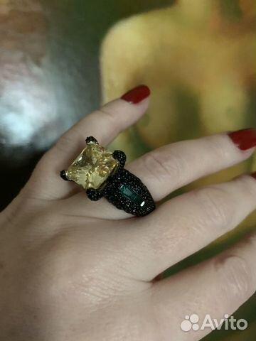 Кольцо серебро 925 цирконы Кольцо серебро 925 цирконы