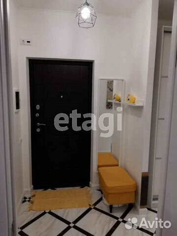 2-к квартира, 52 м², 1/3 эт.