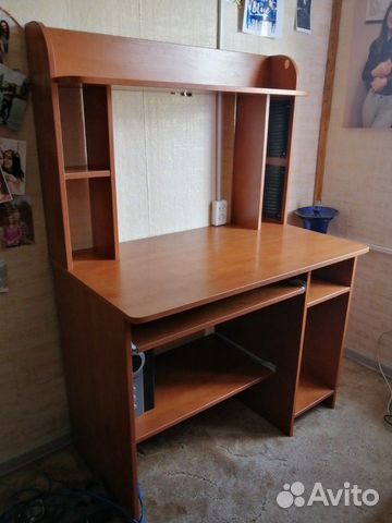 Компьютерный стол