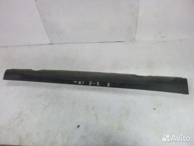 Накладка на порог правая BMW X1 E84 2009 Накладка на порог правая BMW X1 E84 2009
