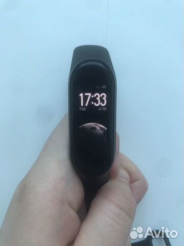 Mi Band 4 (черный)
