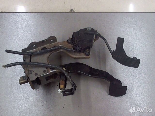 Узел педальный (блок педалей) Nissan Rogue, 2008