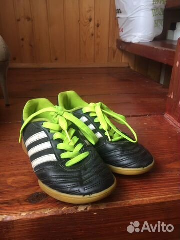 Кроссовки для футзала addidas