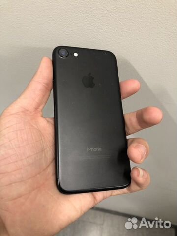iPhone 7 32GB iPhone 7 32GB