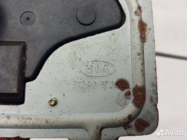 Актуатор крышки багажника Kia Sorento 1 D4CB 2005