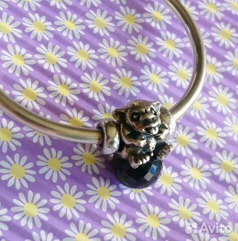 Trollbeads Малыш Тролль на агате (шарм) Trollbeads Малыш Тролль на агате (шарм)