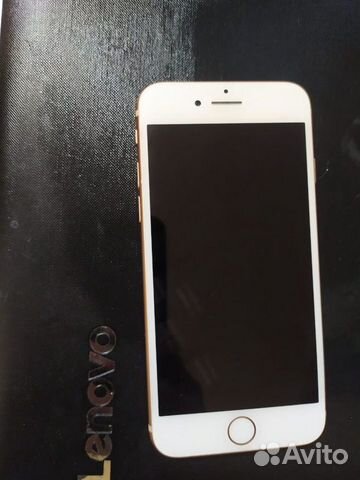 Телефон iPhone 8 64гб