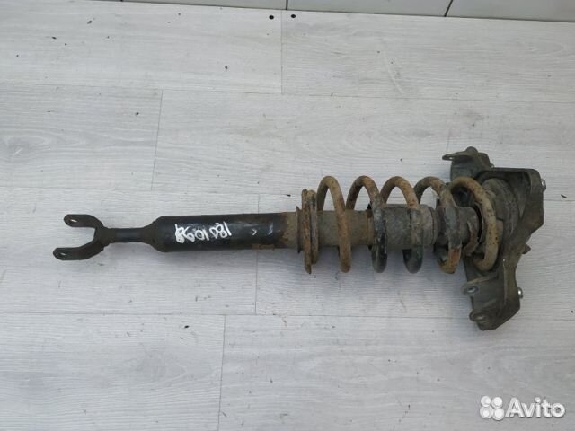 Амортизатор передний 3B0413031AB VW Passat (B5) 20