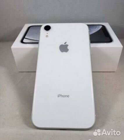Телефон iPhone XR