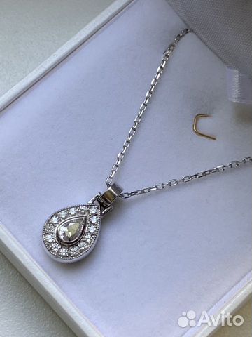 Золотое колье с бриллиантами