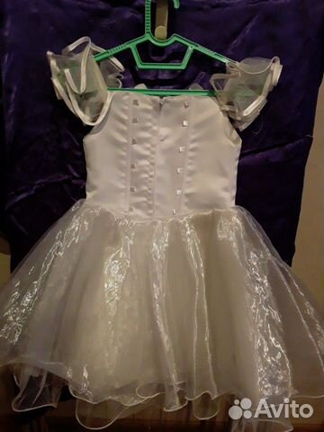 Платья празничное и повседневное