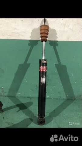 Задний амортизатор на Хундай Грандэур