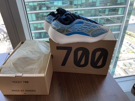 Adidas yeezy 700 v 3