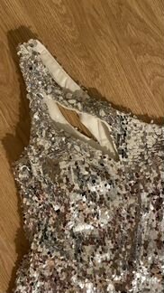 Вечернее платье с пайетками
