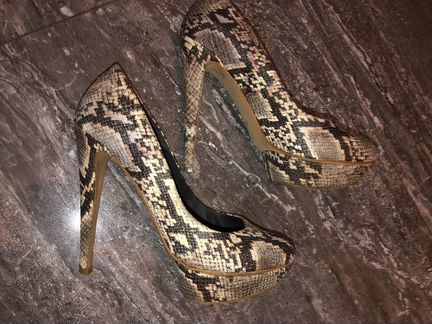 Туфли женские Bershka 40 размер