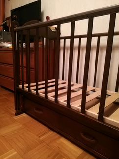 Детская кроватка с ортопедическим матрасом