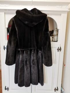 Норковая шуба blackglama с капюшоном