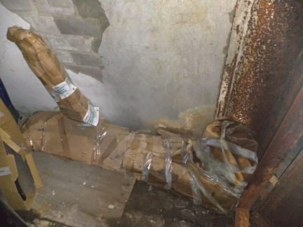 Пороги от лексуса или тойоты левый и правый б/у