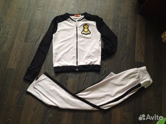 Продам костюм