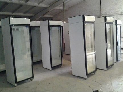 Холодильный шкаф б/у