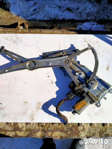 Стеклоподъемник перед. правый Опель астра G. купе