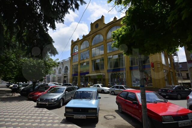 Торговая площадь, 180 м²
