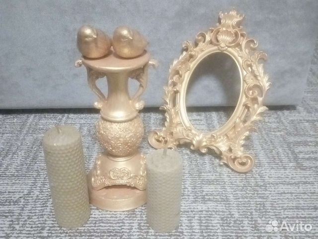 Набор вместе с подсвечником золотой