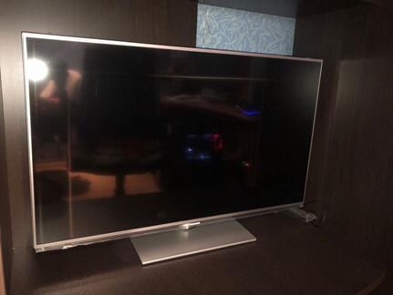 Телевизор Panasonic Smart Viera TX-LR42E6