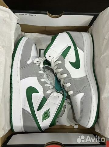 Nike Air Jordan 1 Mid Pine Green Smoke Grey