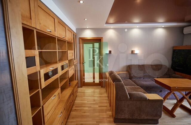 4-к. квартира, 76,2 м², 2/10 эт.