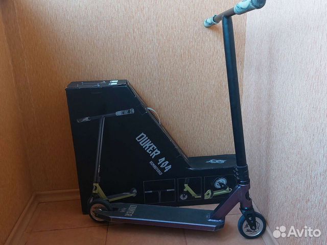 Трюковой самокат tech team duker 404