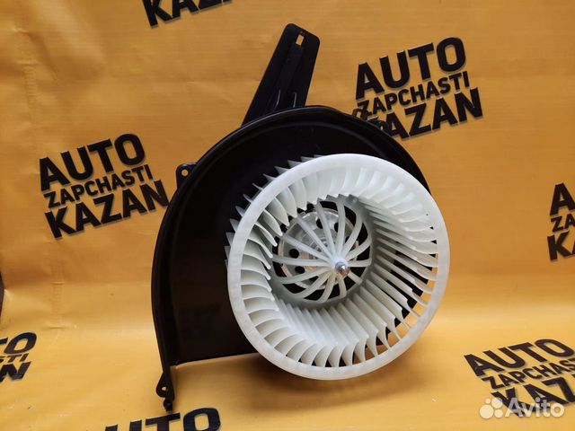 Моторчик печки Skoda Rapid 2012-2020