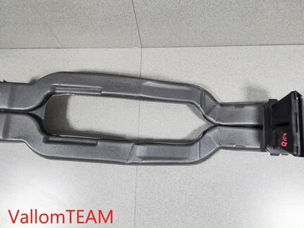 Лот Q104 Воздуховод задней печки Audi Q7