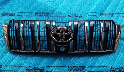 Решетка радиатора Прадо 150 под камеру 09-13