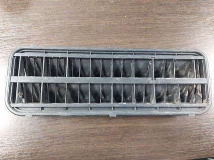 Решетка вентиляционная задняя левая Bmw 525I E60