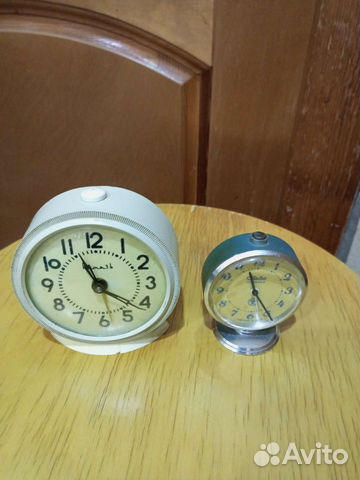 Часы будильник СССР