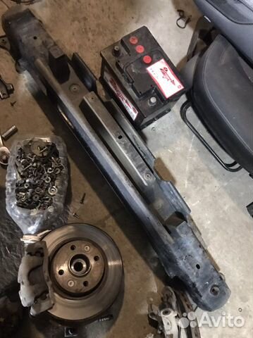 Усилитель бампера веста