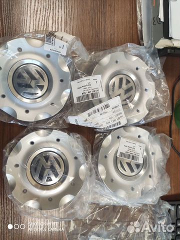 Крышка ступицы обода ступиц на WV Golf polo sharan