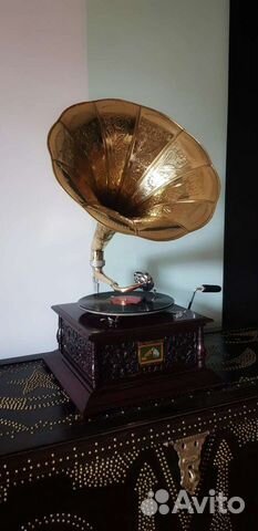 Граммофон в рабочем состояние