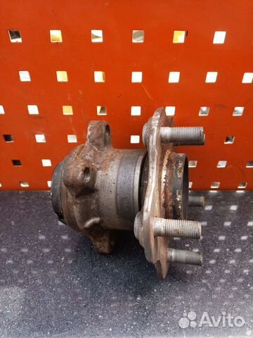 Ступица задняя Nissan Juke