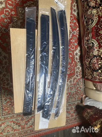 Ветровики(toyota rav4 2012)(королла)(Ниссан )