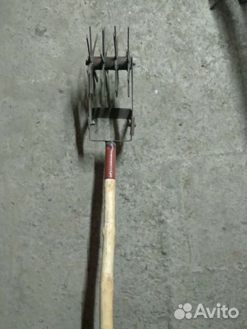 Ручной рыхлитель