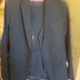 Костюм для школьника темно-синий тройка