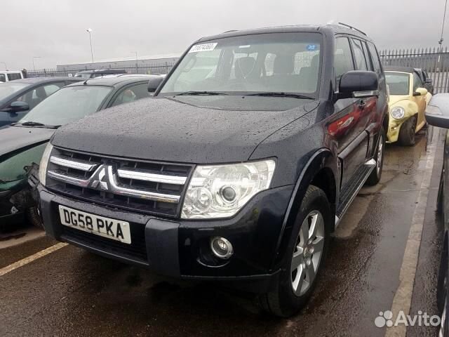 Кулак поворотный задний правый Mitsubishi Pajero 4