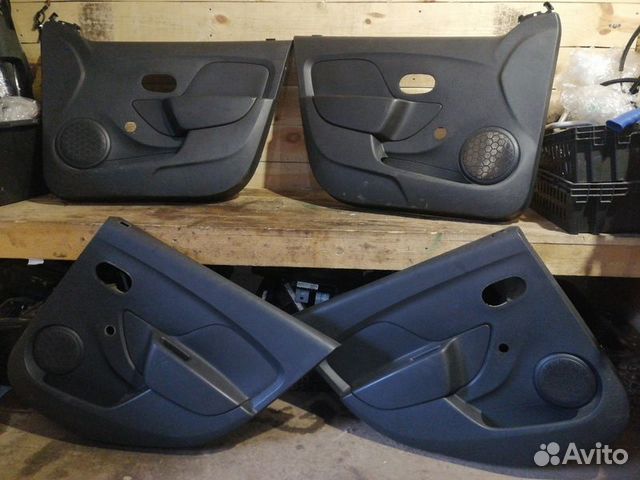 Дверные карты комплект Renault Logan 2