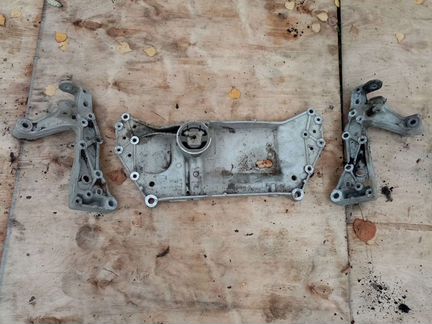Балка подмоторная Vw Jetta 5