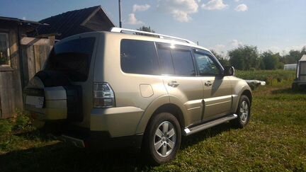 Ветровики, Дефлектор капота Mitsubishi Pajero 4 с