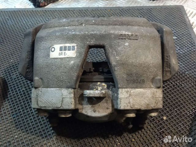 Суппорт передний левый audi A4.A5.Q5