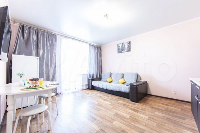 2-к. квартира, 45 м², 8/16 эт.