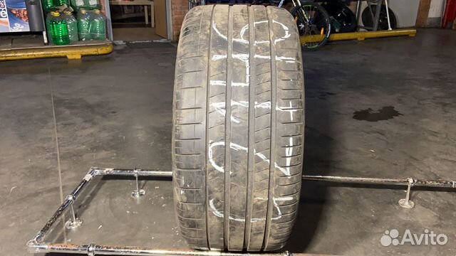 Pirelli P Zero Sports CAR 325/30 R23 109Y
